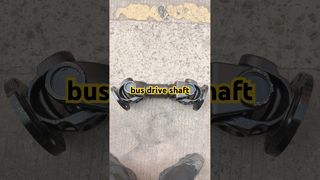 Aandrijfas van bus#bus #busparts #yutongbus #yutong #jinglong