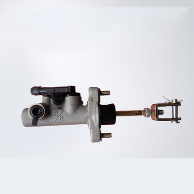 5-8 Inch Clutch Master Cylinder 16LBY-05010 Higer School Bus Replacement Component