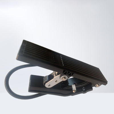 Xiamen King Long Bus Genuine Electronic Accelerator Pedal 2M Cycle Double Limit Salt Spray Bus Spares 21108AJ0041