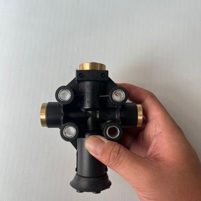 Jinlong Yutong Bus Height Valve 3506-05152 Quick-Connect Nitrile Rubber 3M Cycle Air Suspension Bus Spares