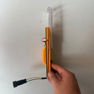 School Bus Emergency Door Switch Lock 66NX1-03030-A High-Strength Plastic 10yr Life Bus Spares Parts