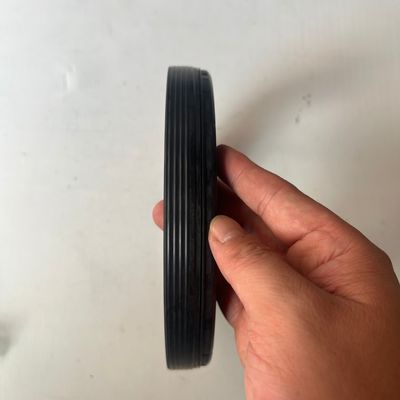 Yutong Bus ConMet Rear Wheel Hub Oil Seal 3103-00933 NBR Material 150C Thermal Bus Spares Parts