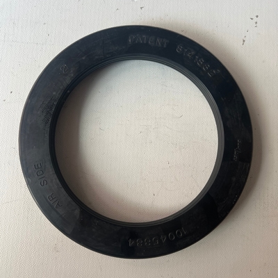 Yutong Bus ConMet Rear Wheel Hub Oil Seal 3103-00933 NBR Material