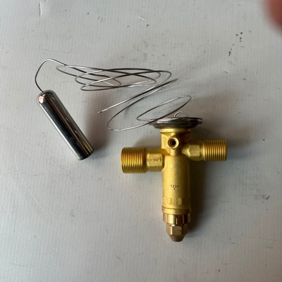 Danfoss 067N7169 Expansion Valve for King Long Yutong Bus AC