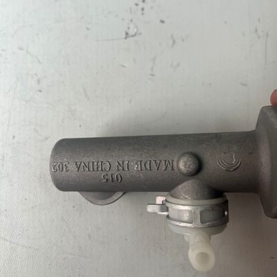 Yutong Higer Bus Clutch Master Cylinder 1608-00148 ISO 9001 CNC Machined 10MPa Bus Spares Parts