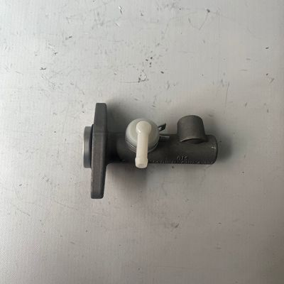 Yutong Higer Bus Clutch Master Cylinder 1608-00148 ISO 9001 CNC Machined 10MPa Bus Spares Parts