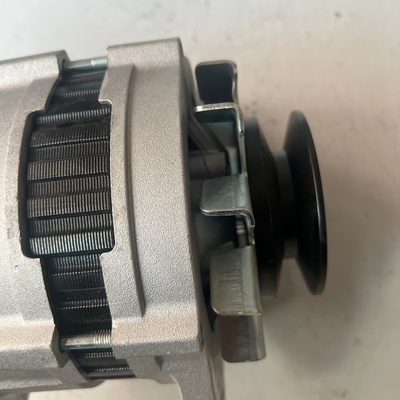 3701100SAW Alternator 14V 80A for JMC Trucks and School Buses