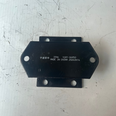 Yutong King Long Bus Engine Mount 1001-06950 Rubber Metal Composite
