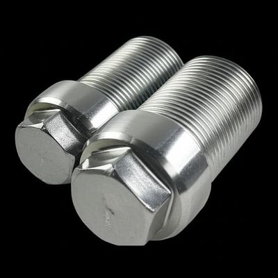 Wheel Bolt Set 23mm x 104mm 42CrMo Alloy Steel Higer Bus Fastening Component