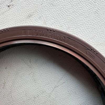 Fluororubber Second Shaft Oil Seal for Fast Gear Transmissions with Temperature Range -26℃ to 204℃ and GL-5 Grade Gear Oil Compatibility