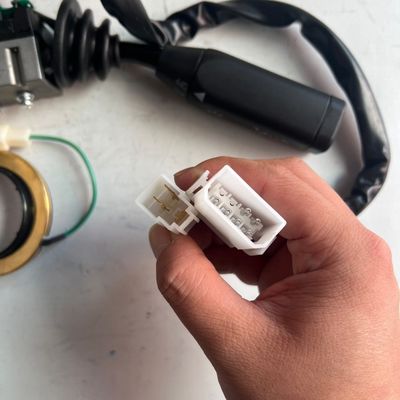 Golden Dragon Bus Combination Control Switch JK3018D3 with Intermittent Frequency Adjustable Wiper and Low Contact Resistance for Reliable Performance