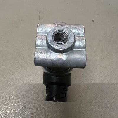 ASR solenoid valve WABCO 472 170 6060, suitable for Higer and King Long buses.