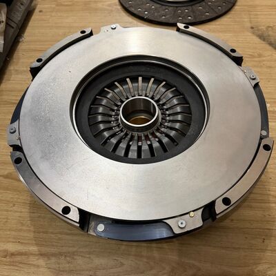 Eaton Transmission 395mm Clutch Pressure Plate C197C375 High-Grade Bus Spares