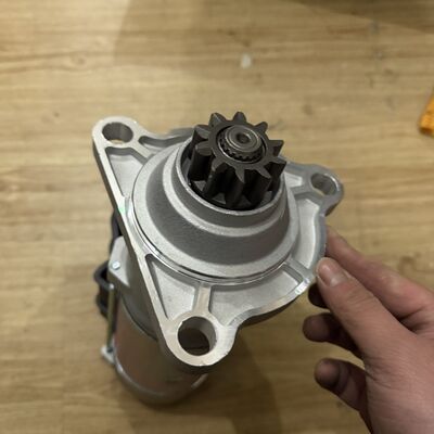 24V 5.5KW Heavy Duty Starter Motor for Kamaz with 10 Teeth and 3-Bolt Flange Mounting