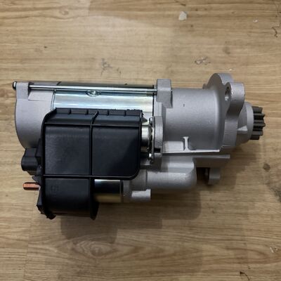 24V 5.5KW Heavy Duty Starter Motor for Kamaz with 10 Teeth and 3-Bolt Flange Mounting